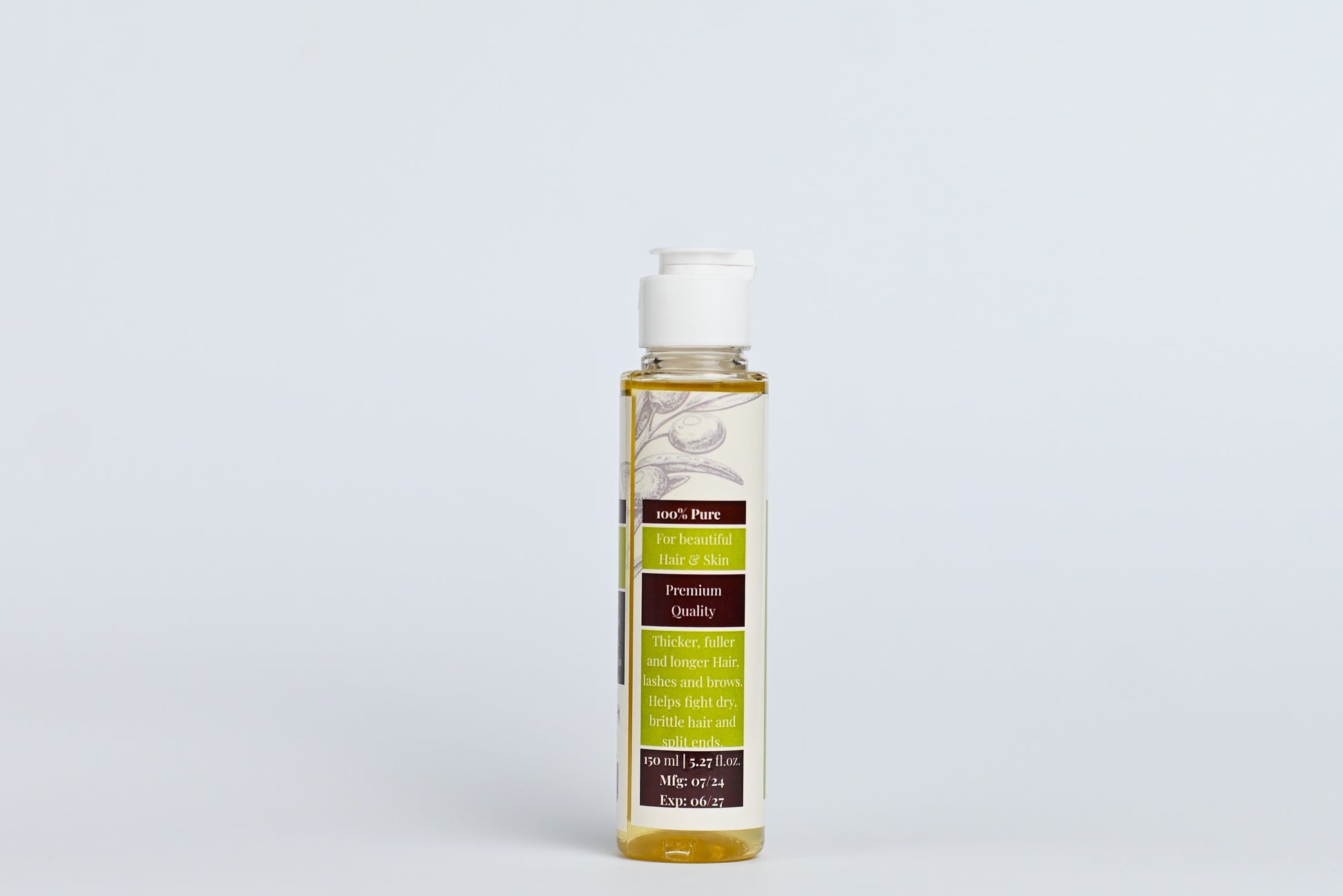 Cold-pressed castor oil in Pakistan for strong, healthy hair and deep hydration.